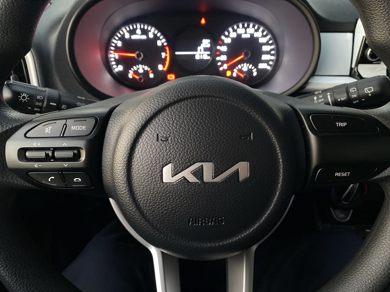 KIA - 27