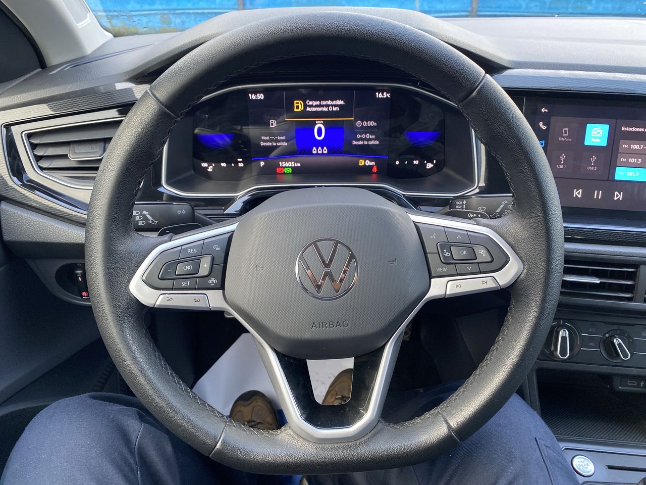 VOLKSWAGEN - 25