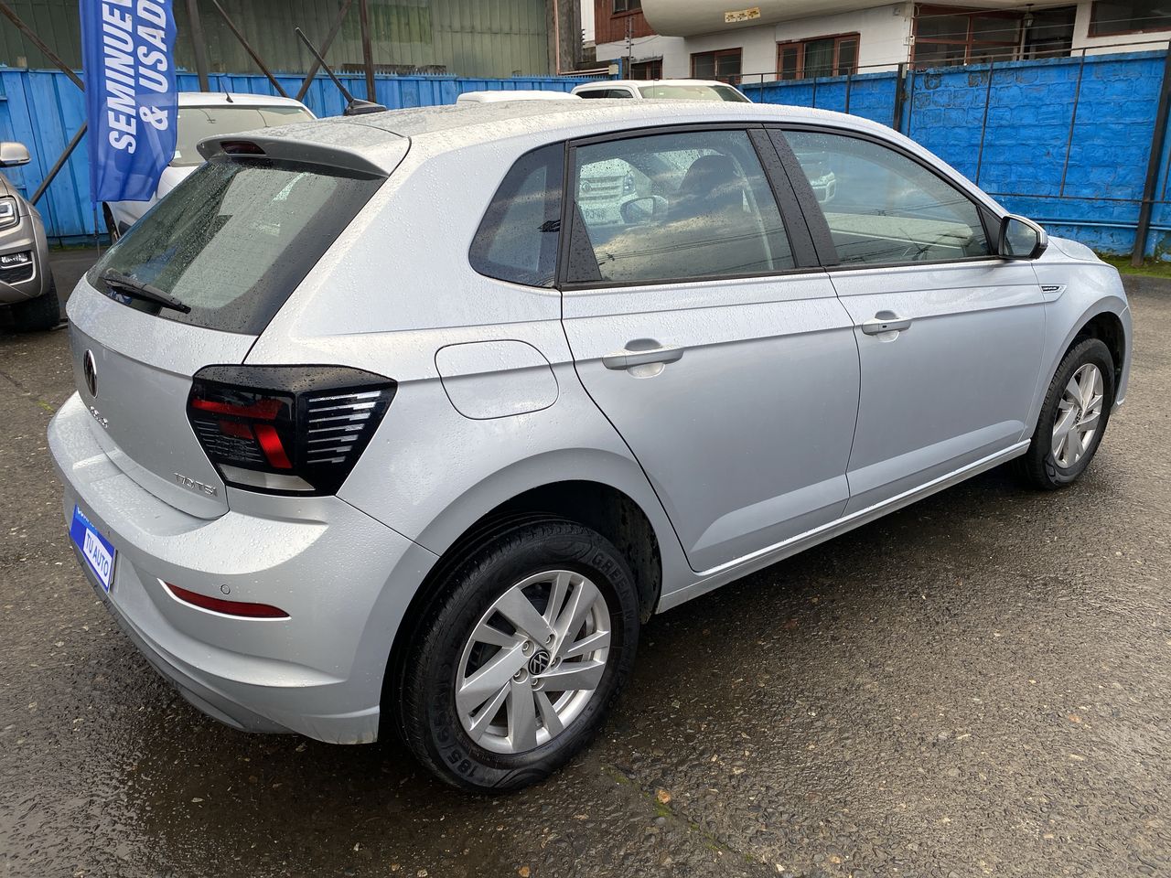 VOLKSWAGEN - 7