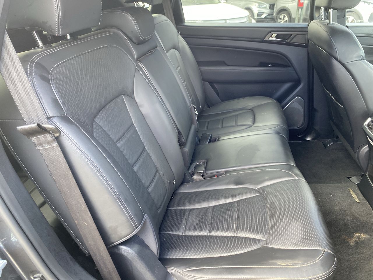 SSANGYONG - 34