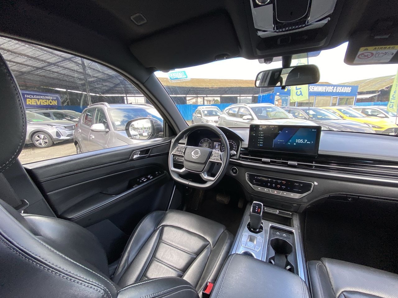 SSANGYONG - 16
