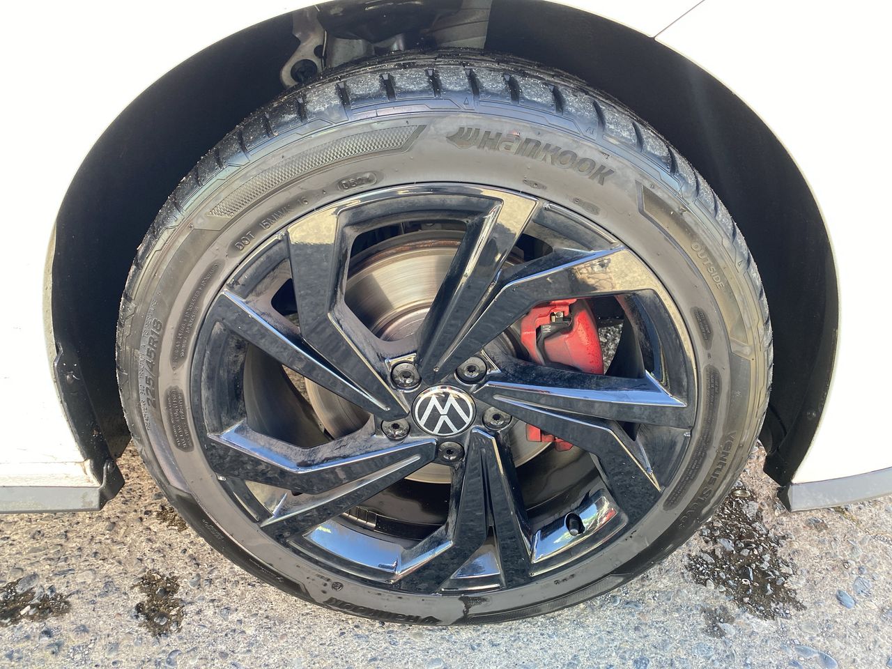 VOLKSWAGEN - 17