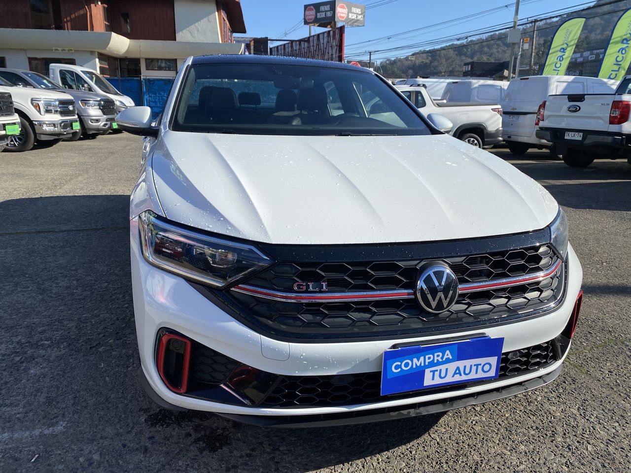 VOLKSWAGEN - 2