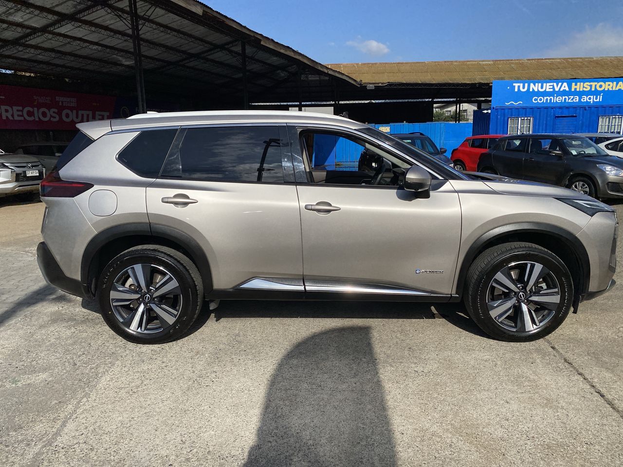 NISSAN - 8