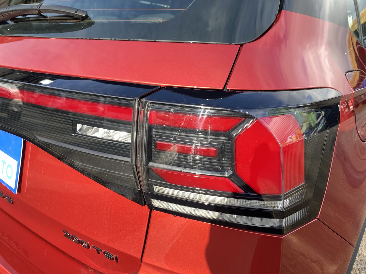 VOLKSWAGEN - 20