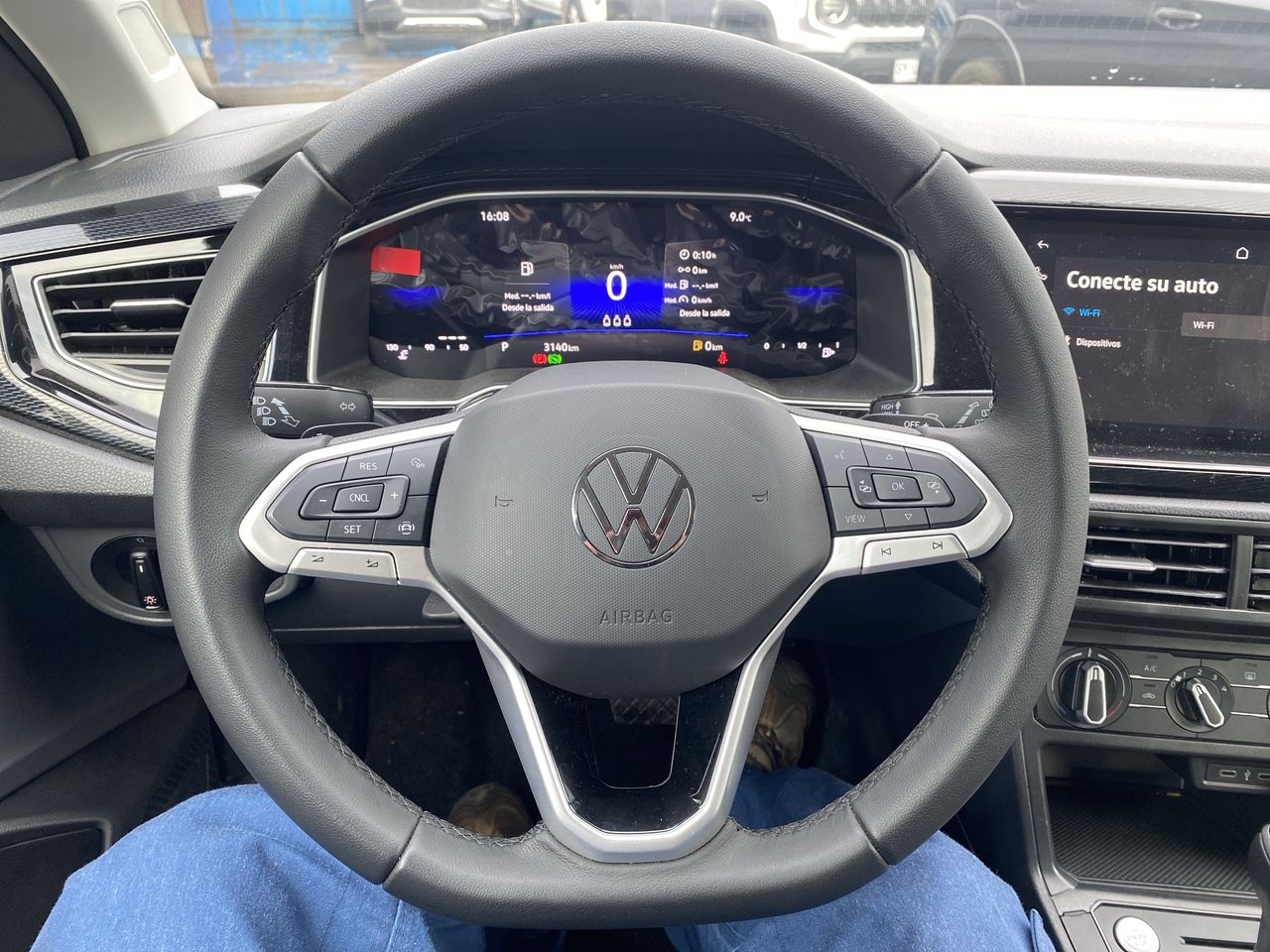 VOLKSWAGEN - 25