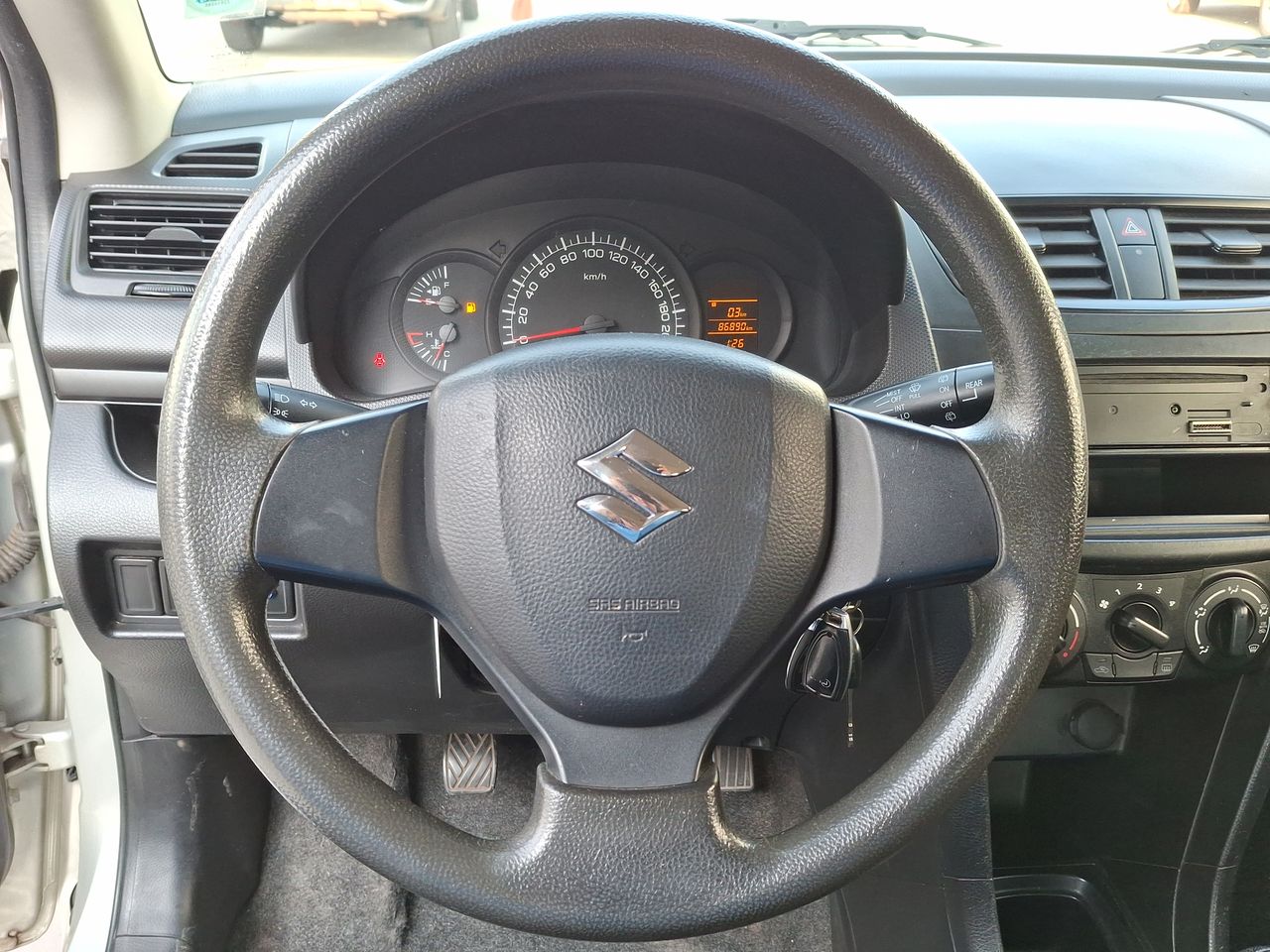 SUZUKI - 24
