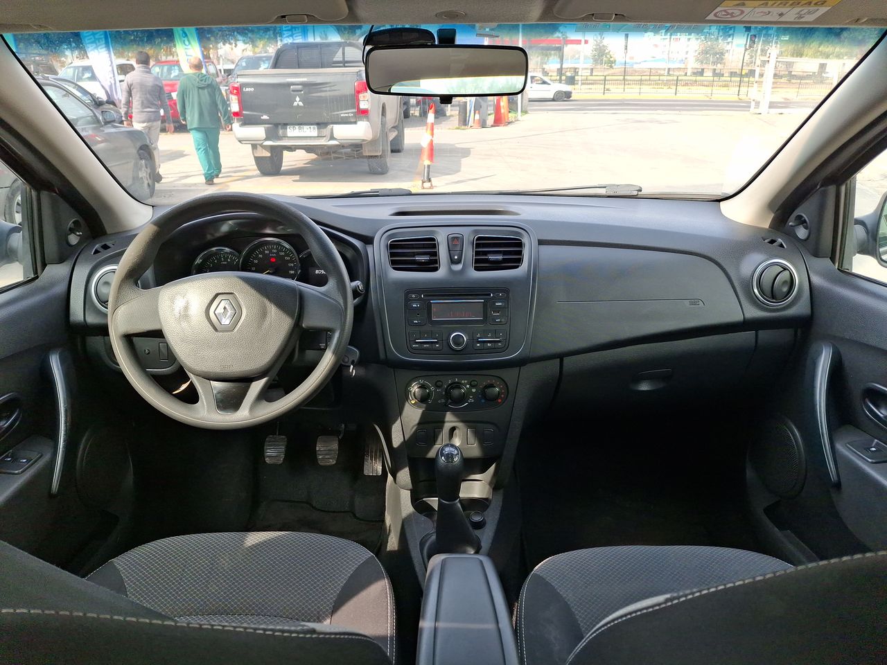 RENAULT - 30