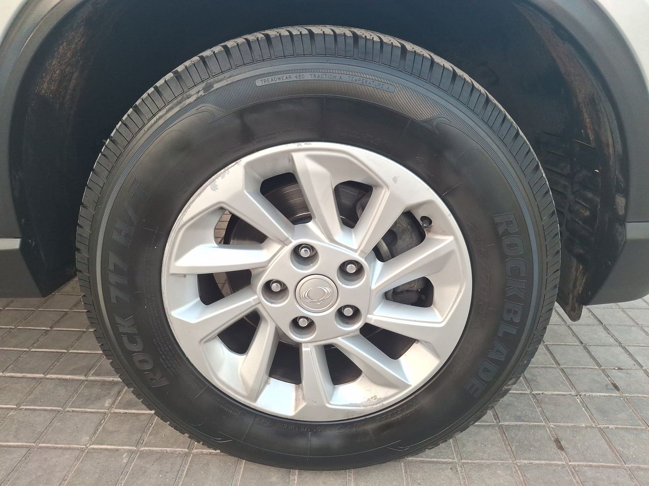 SSANGYONG - 17