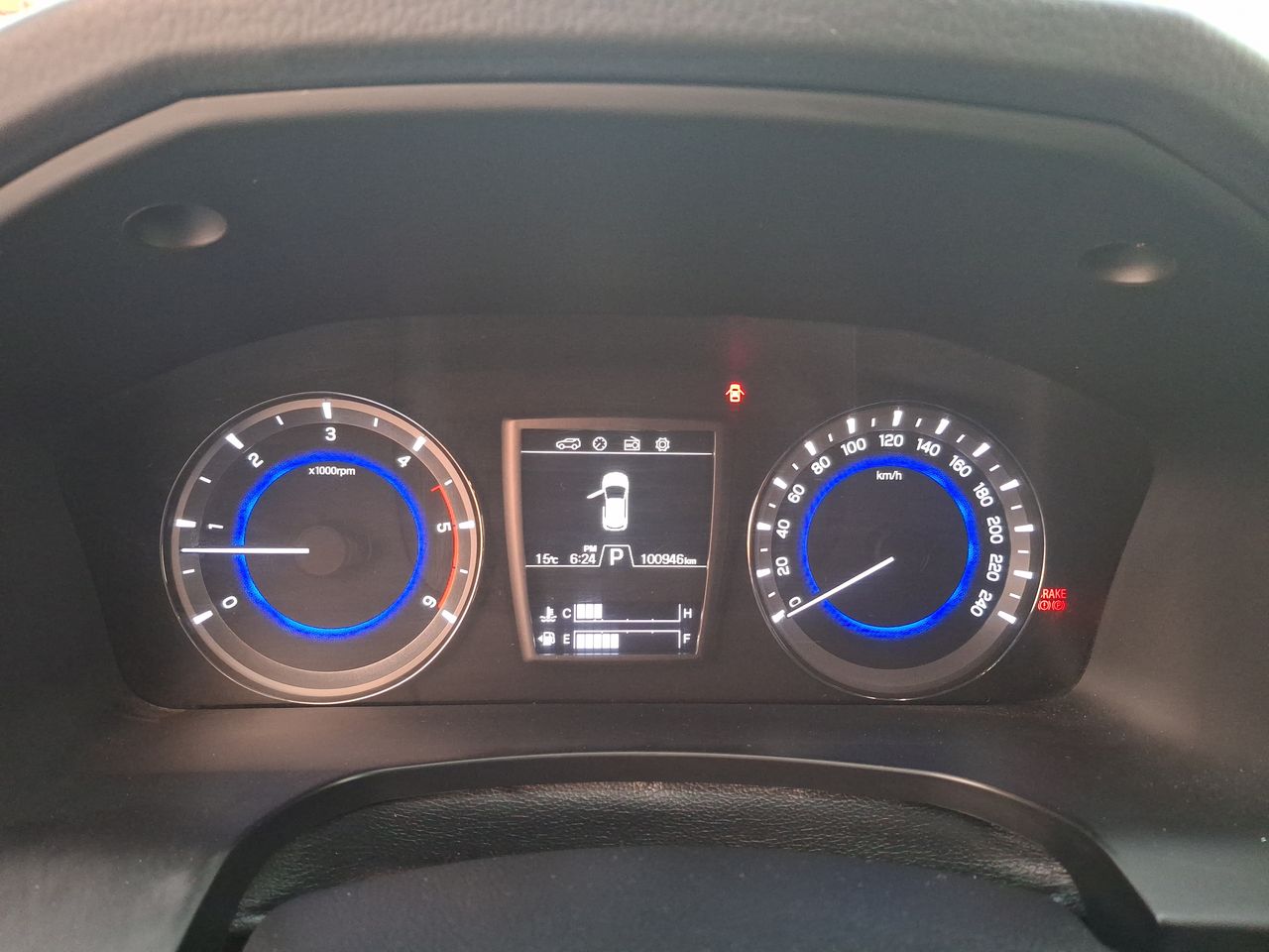 SSANGYONG - 26