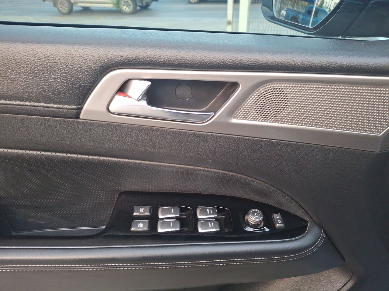 SSANGYONG - 22