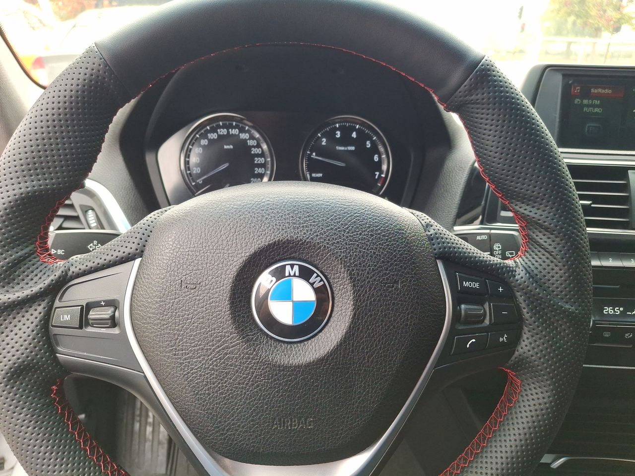 BMW - 25