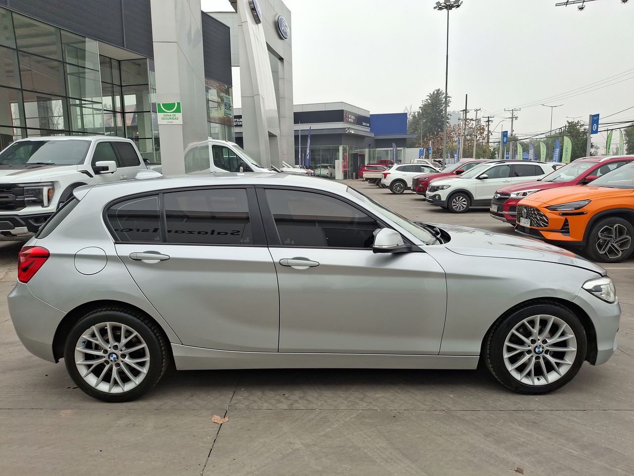 BMW - 8