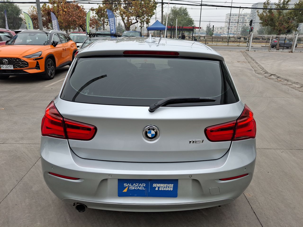 BMW - 6