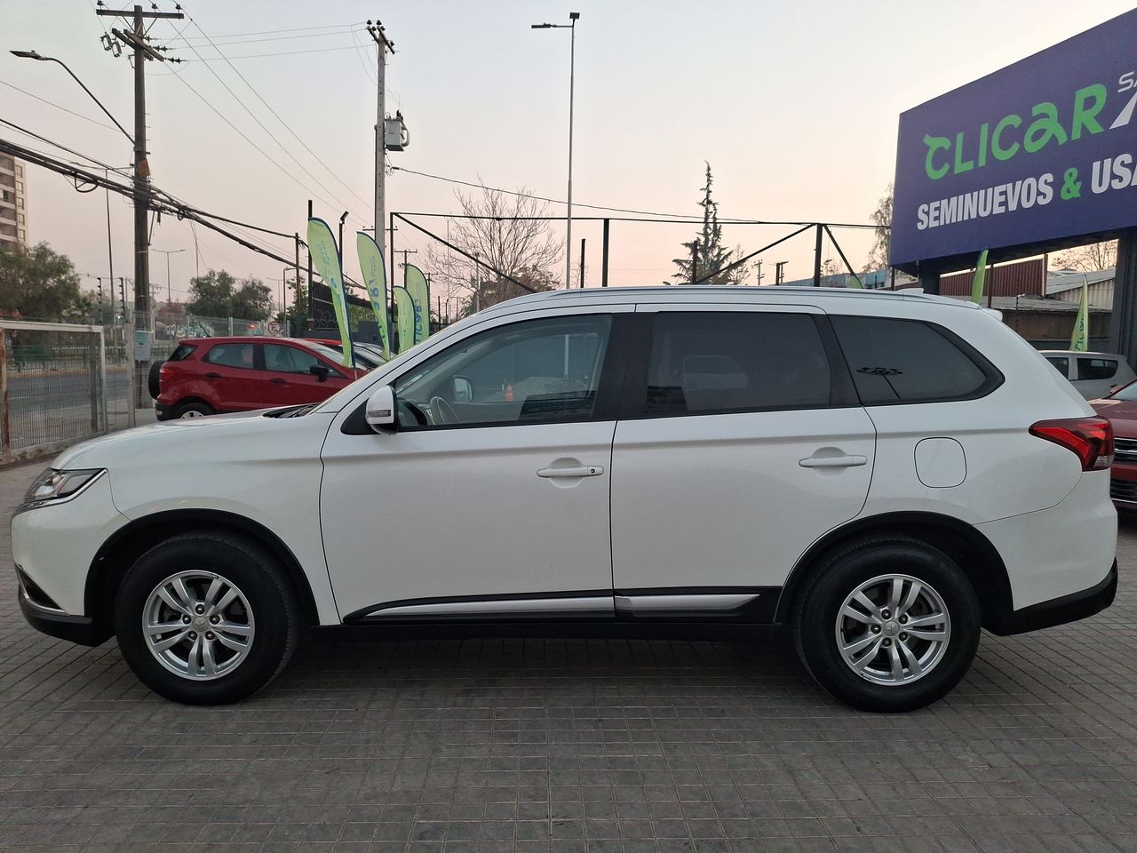 MITSUBISHI - 4