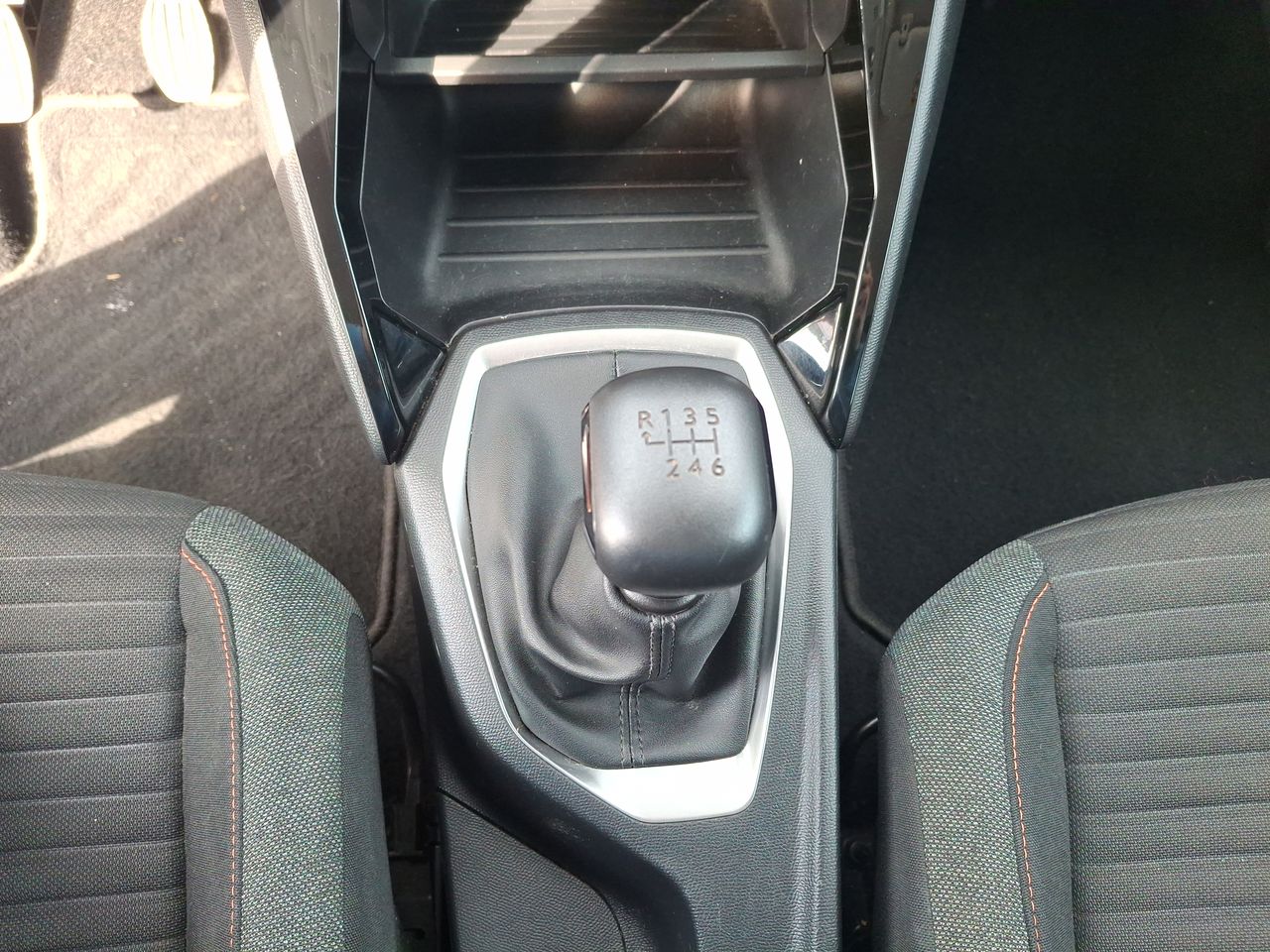 PEUGEOT - 30