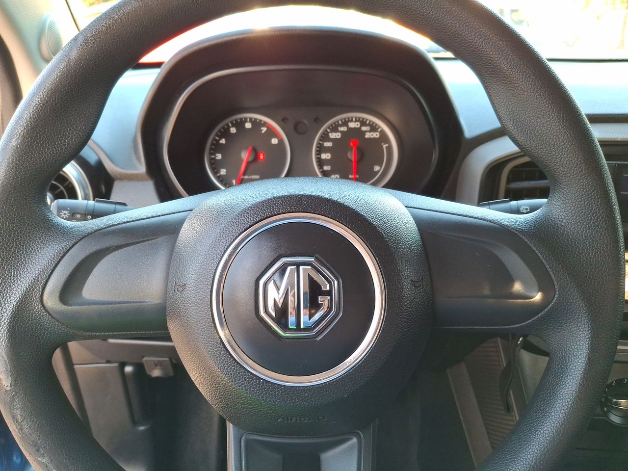 MG - 25