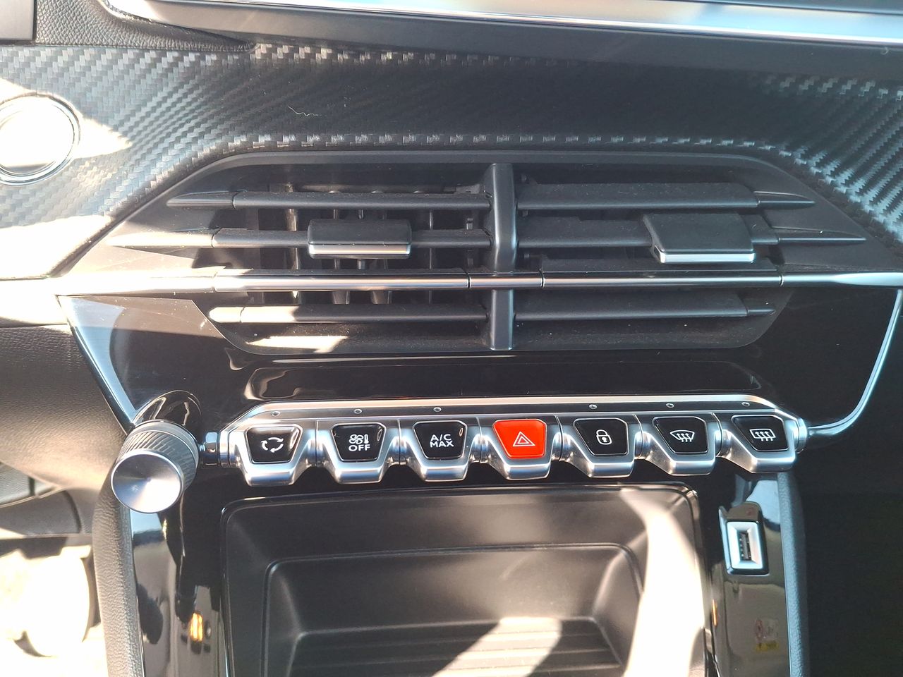 PEUGEOT - 29