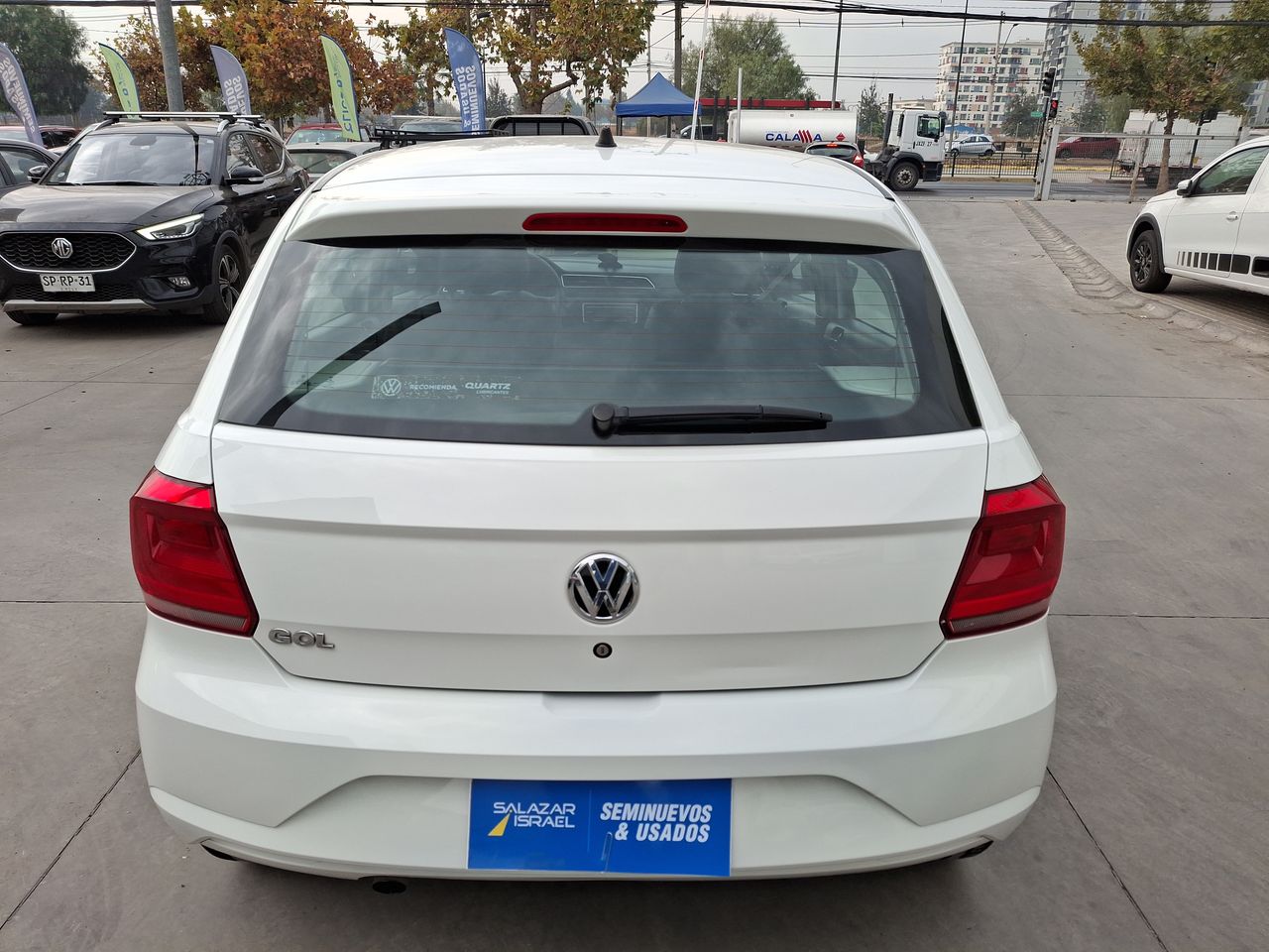 VOLKSWAGEN - 6