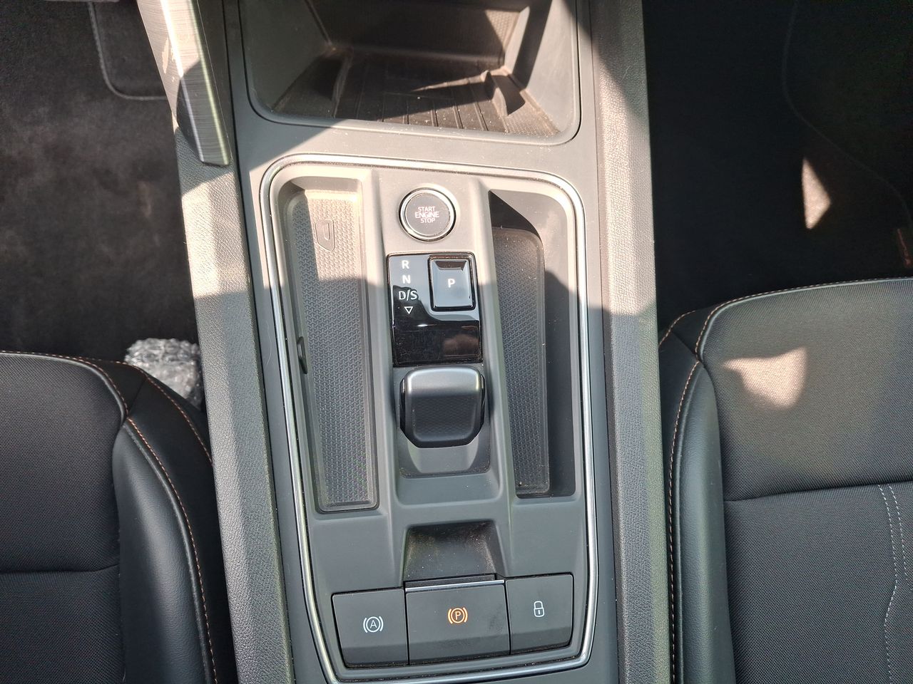 SEAT - 30