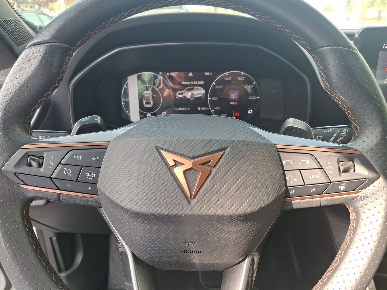 SEAT - 25