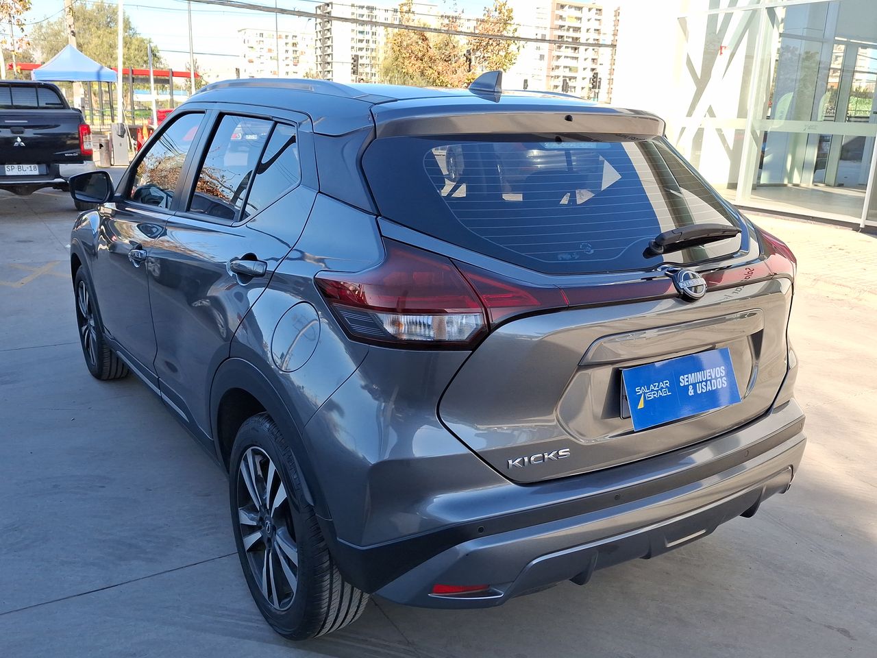 NISSAN - 5