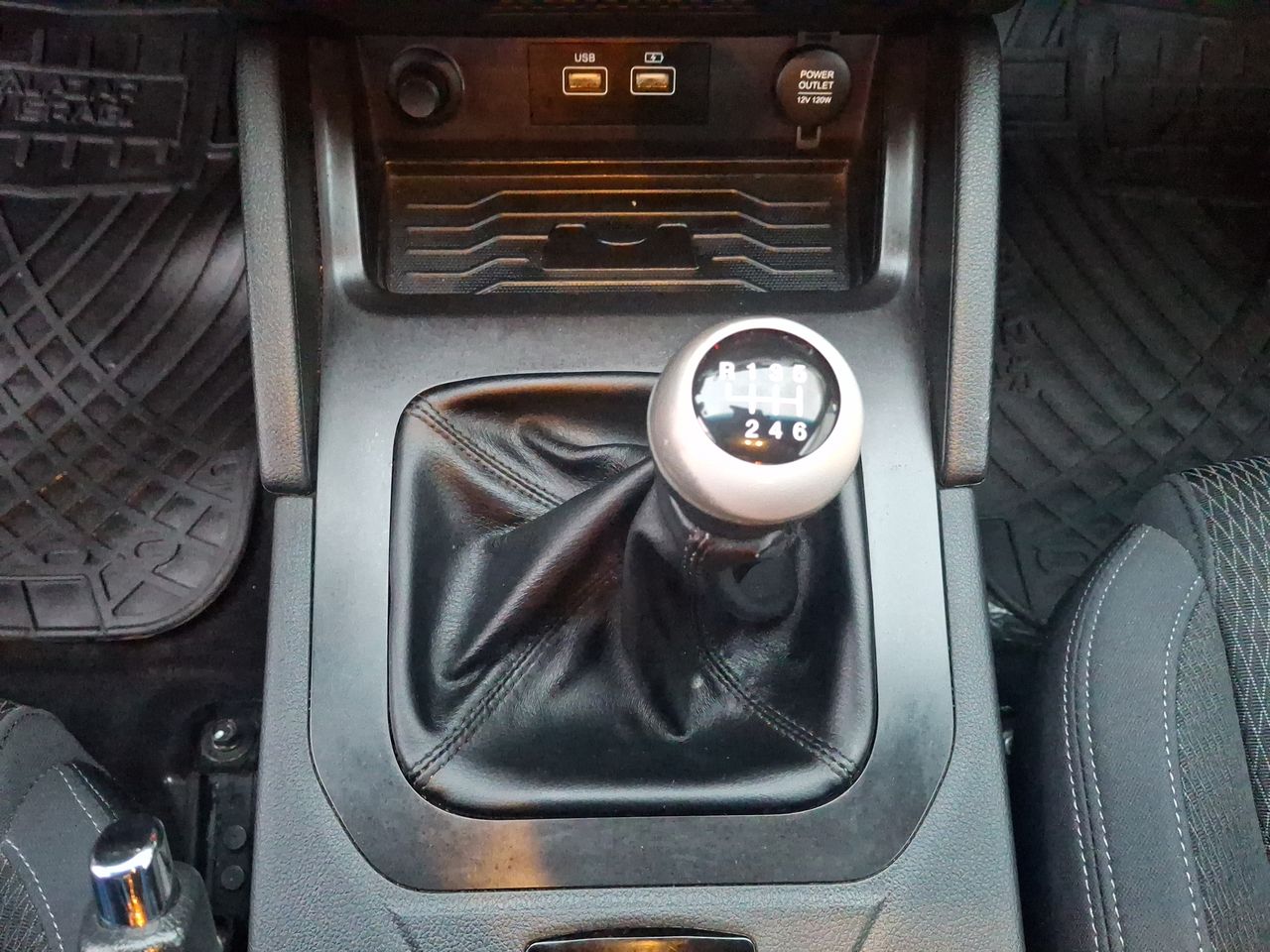 SSANGYONG - 28