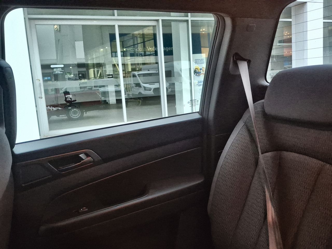 SSANGYONG - 12