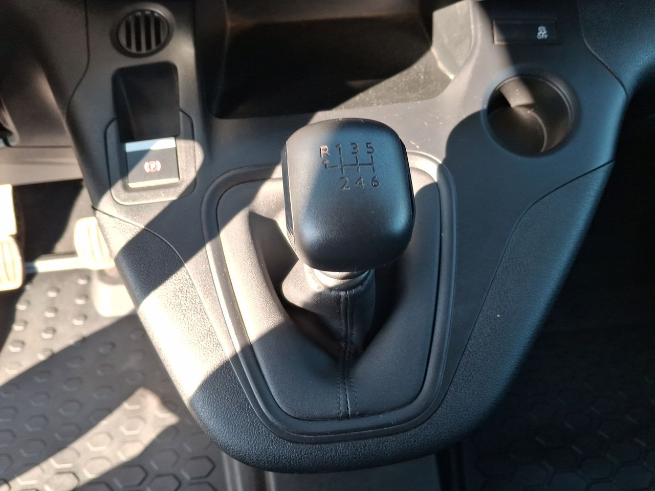 PEUGEOT - 29
