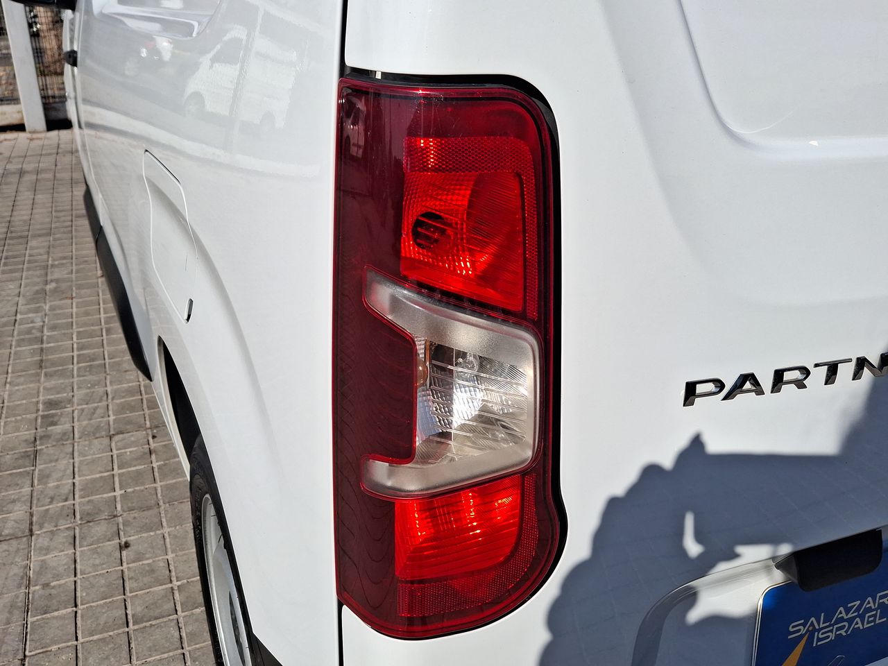 PEUGEOT - 20