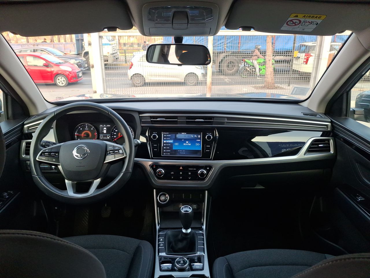 SSANGYONG - 9
