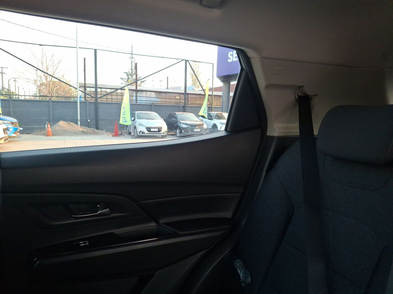 SSANGYONG - 12