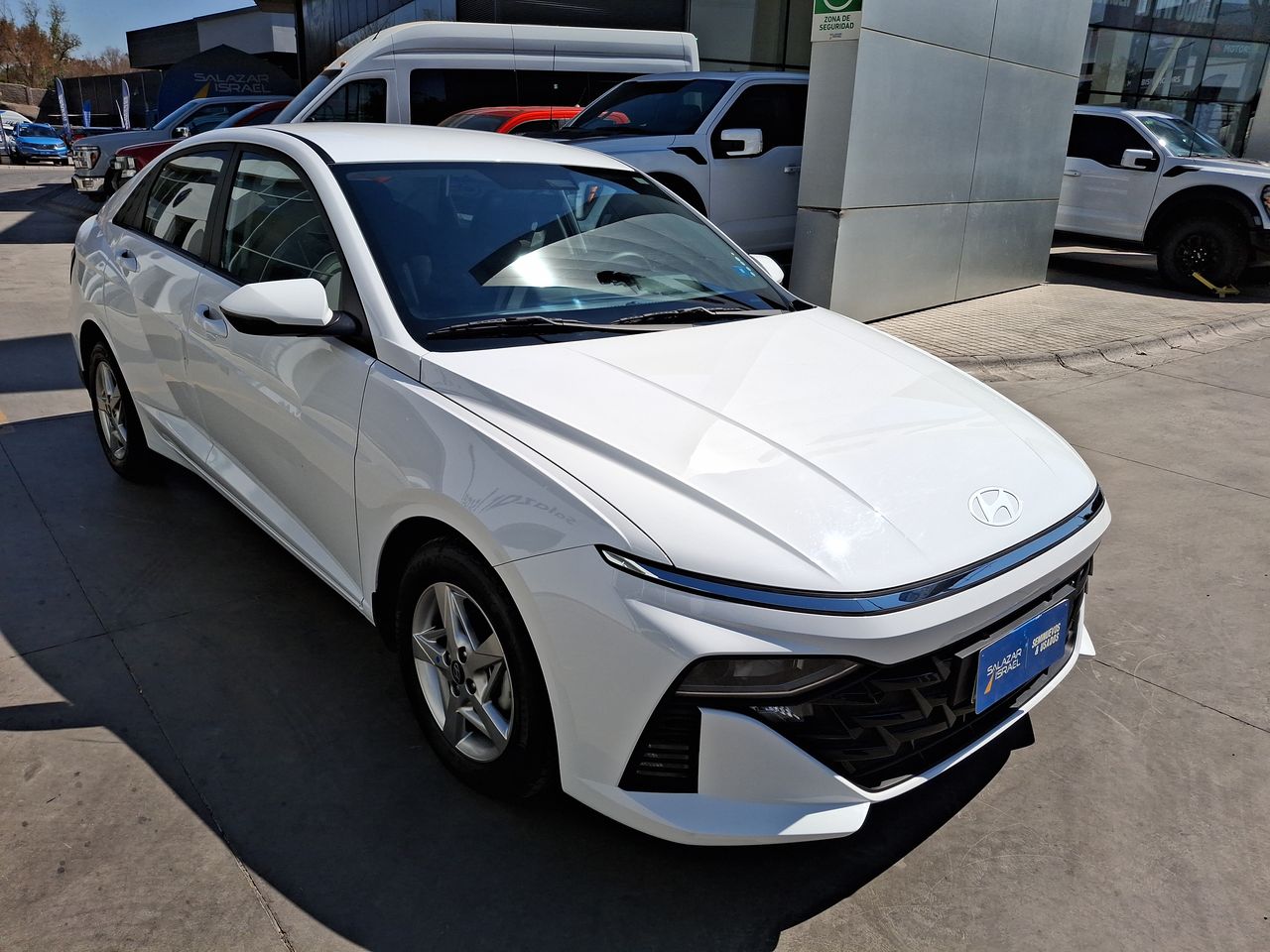 HYUNDAI - 1