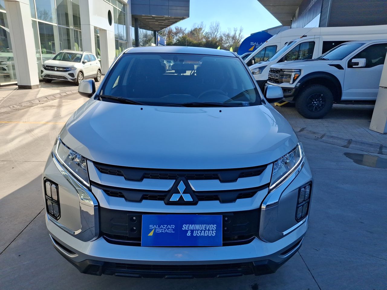 MITSUBISHI - 2
