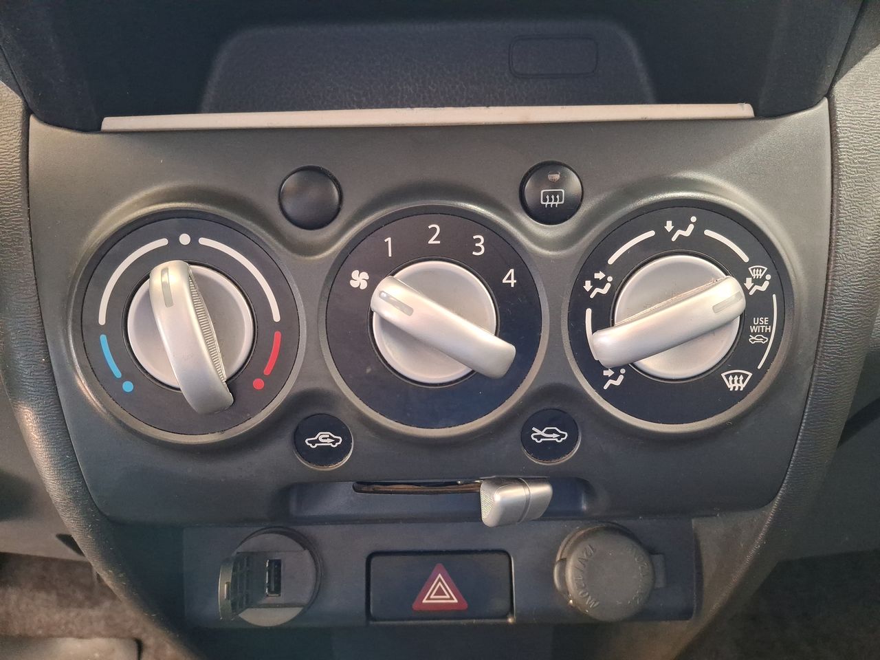 SUZUKI - 25