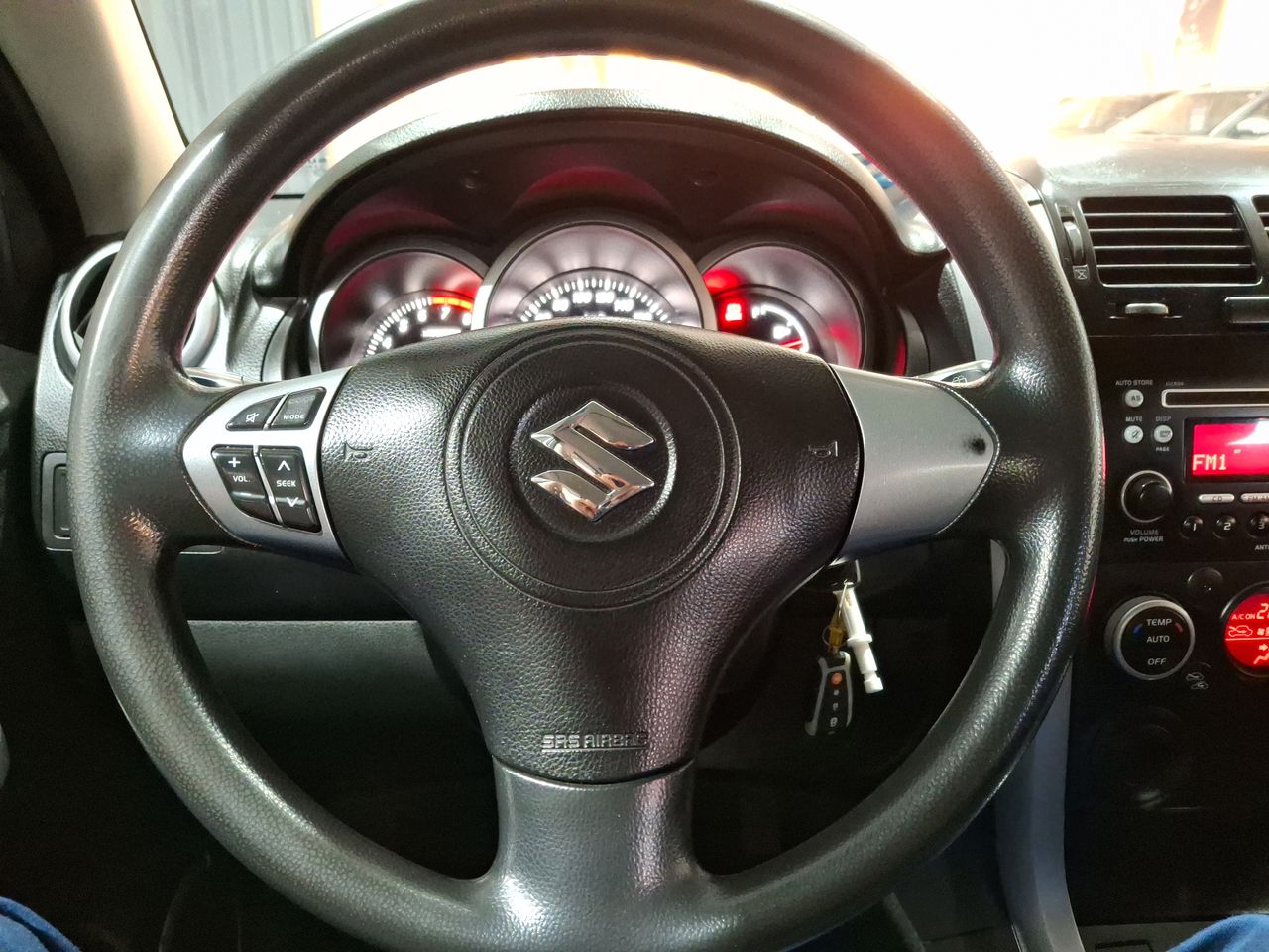 SUZUKI - 22