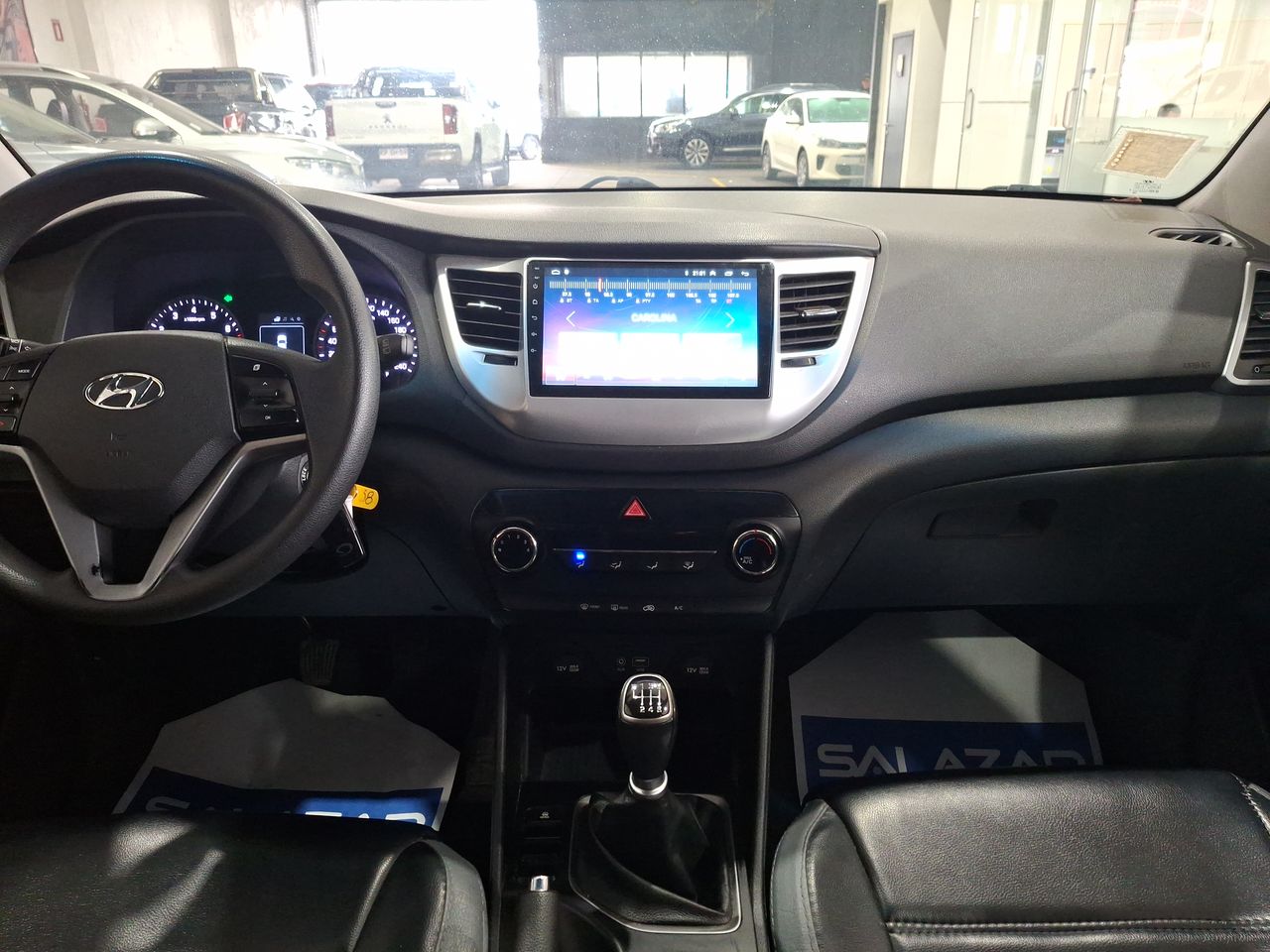 HYUNDAI - 29