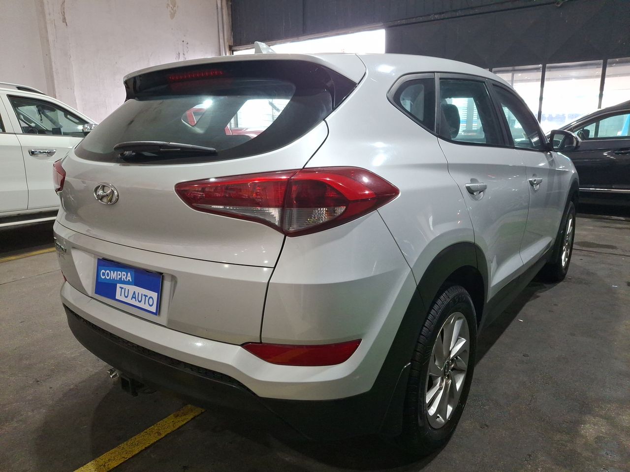 HYUNDAI - 7