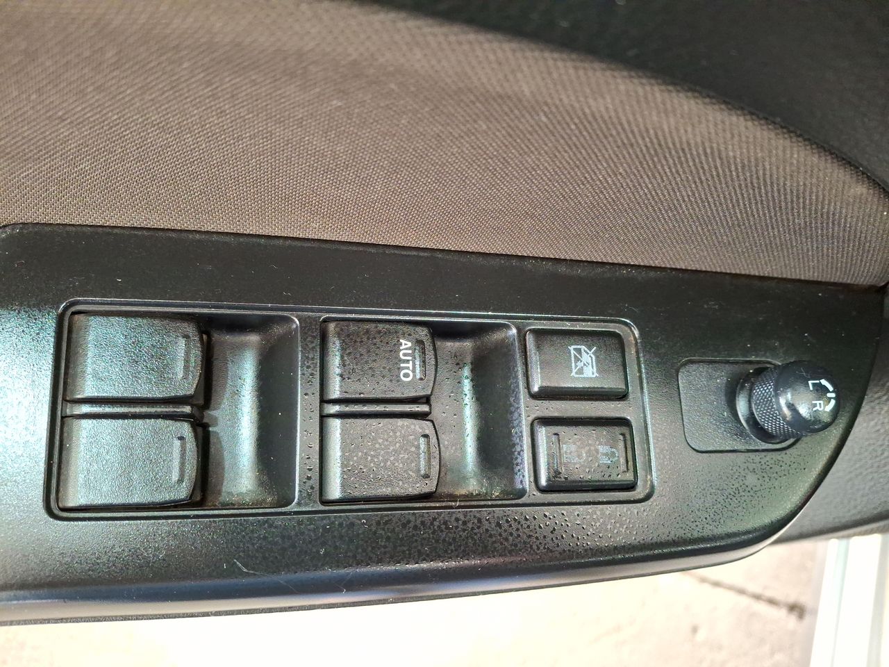 SUZUKI - 20