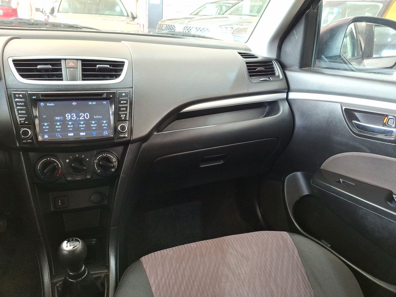 SUZUKI - 10
