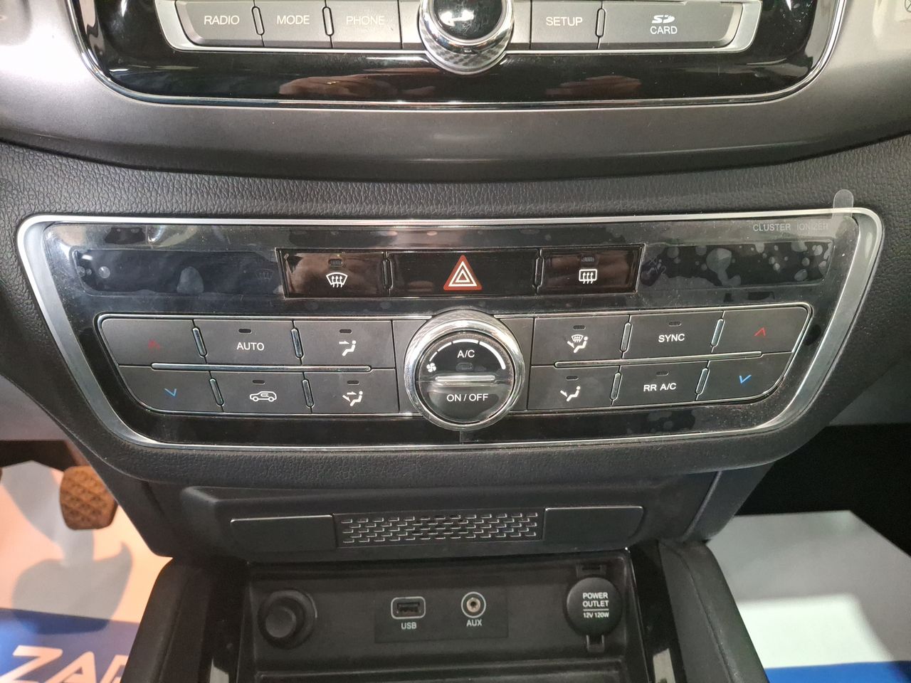 SSANGYONG - 27