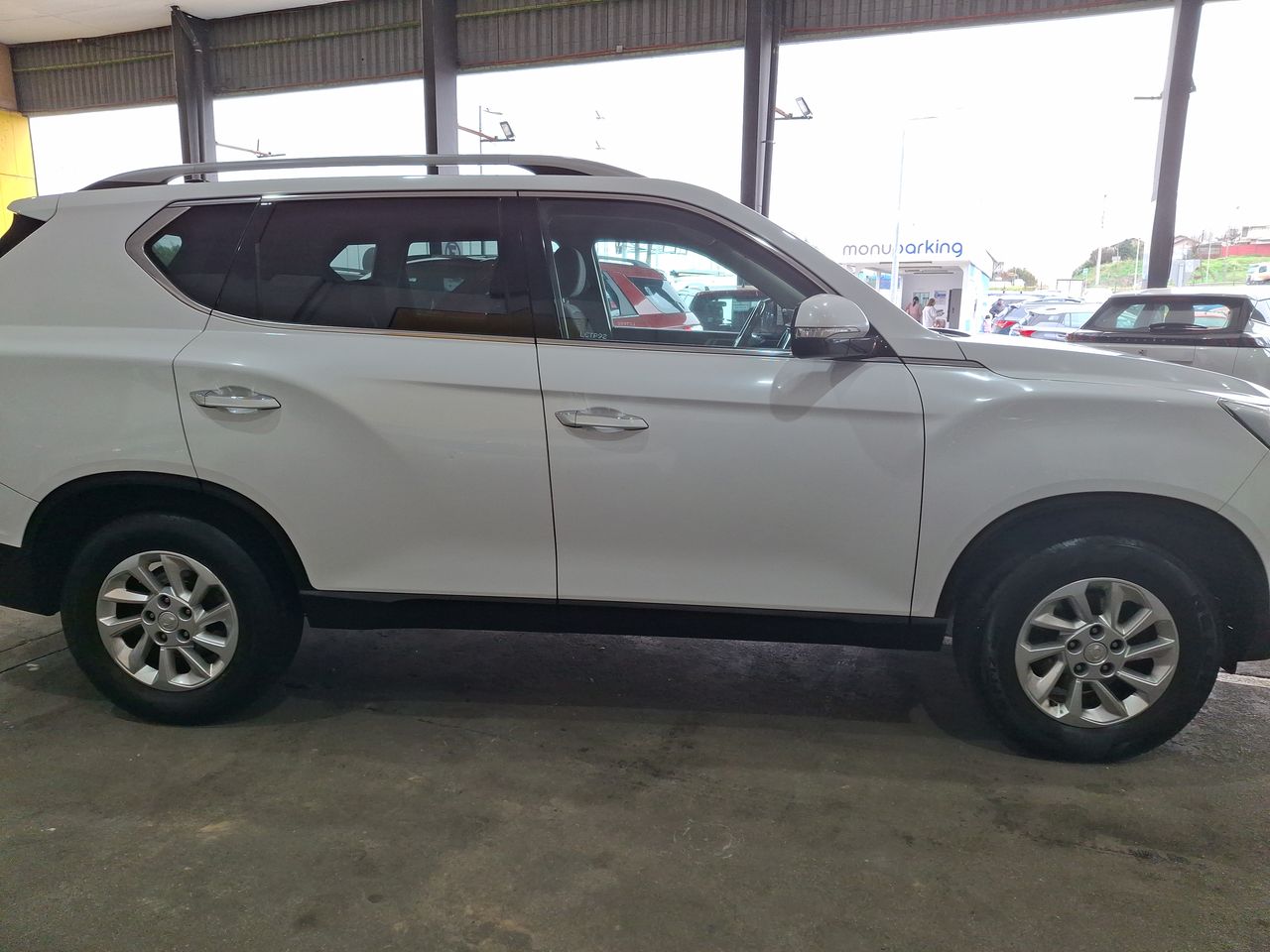 SSANGYONG - 8