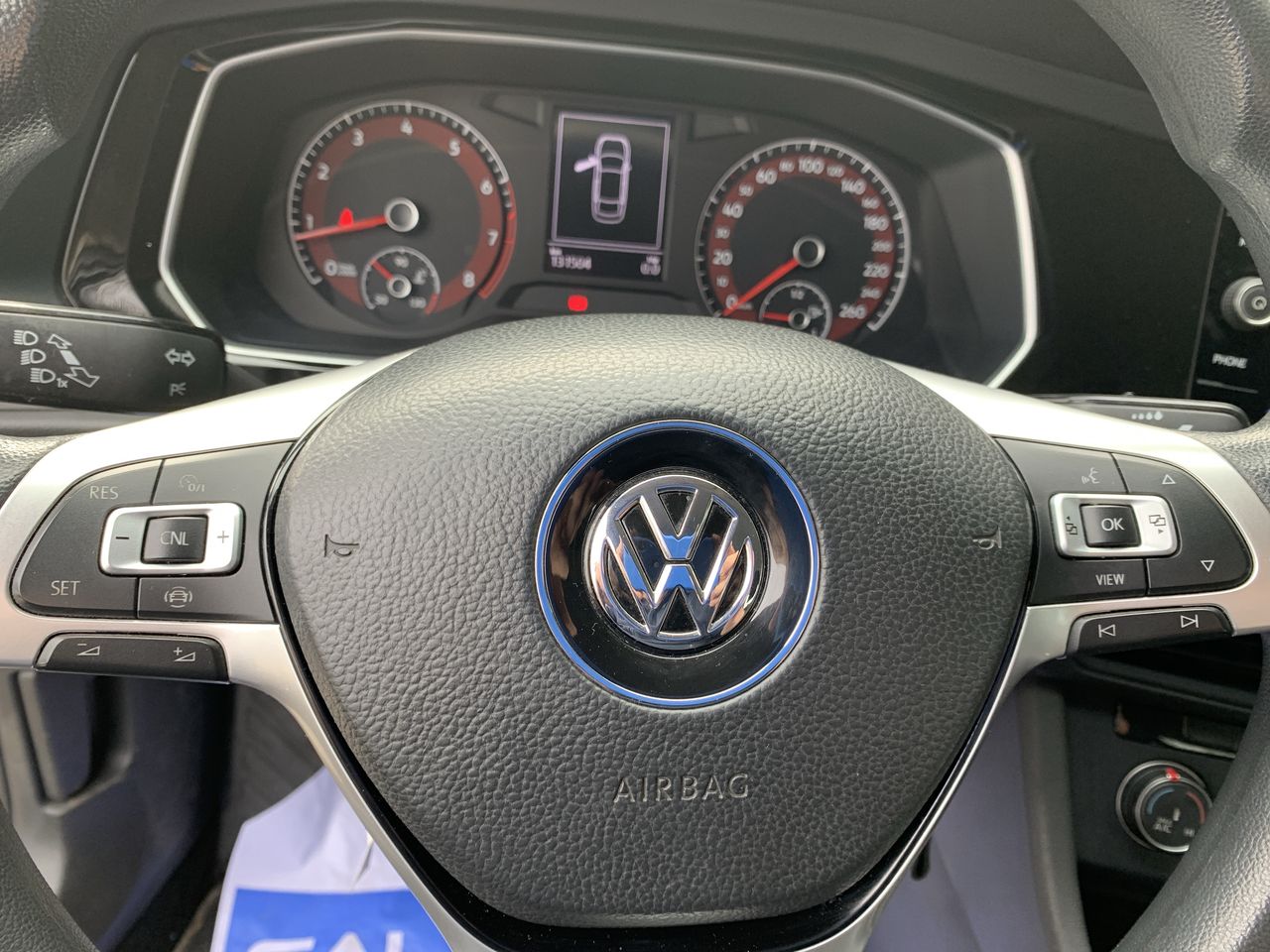 VOLKSWAGEN - 25