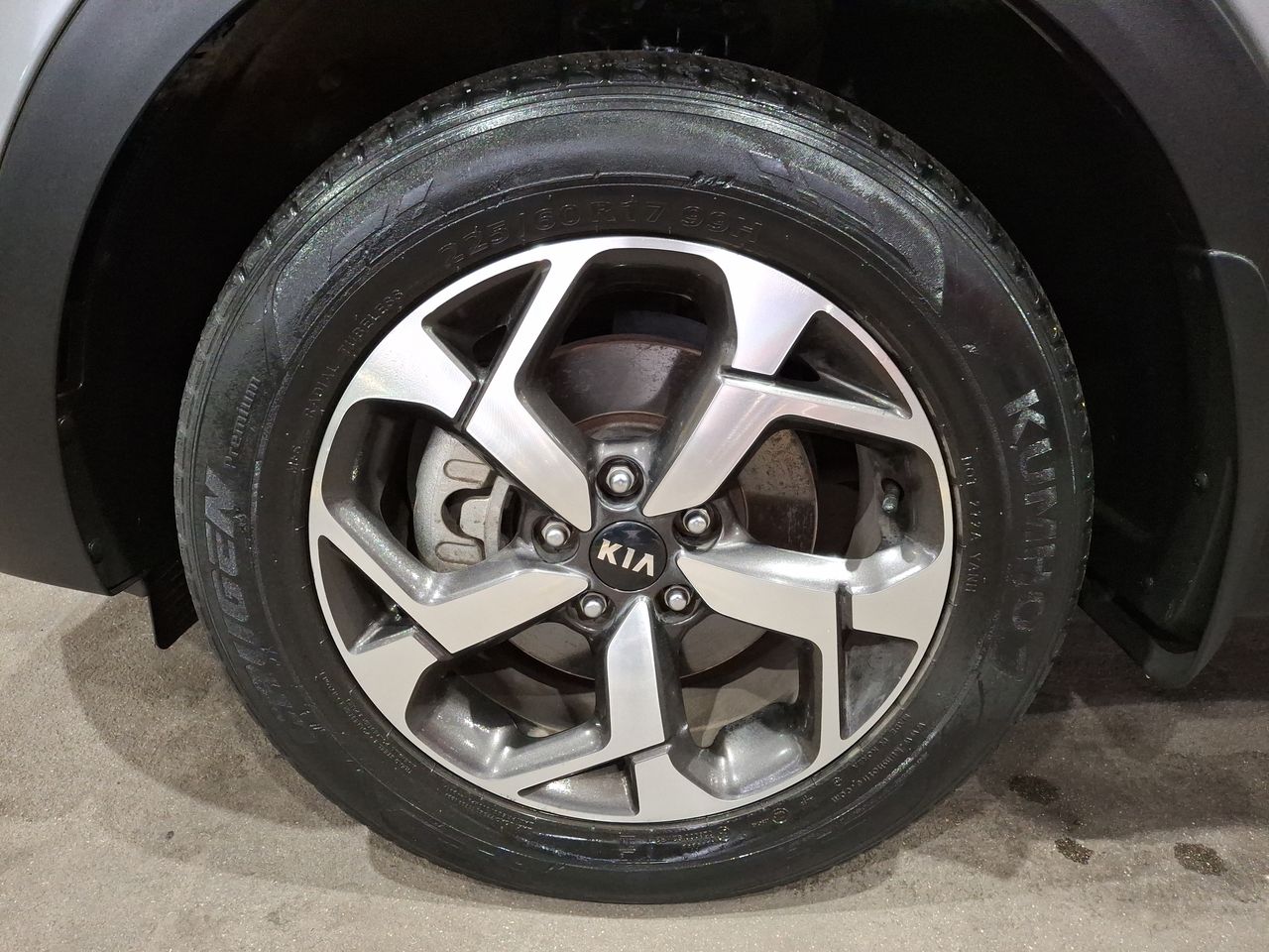 KIA - 15