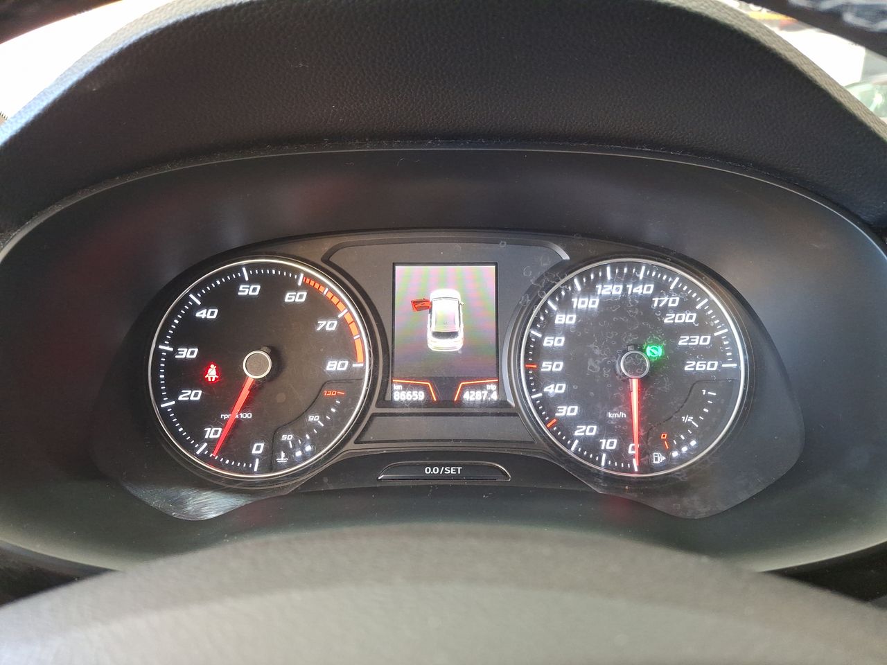 SEAT - 24