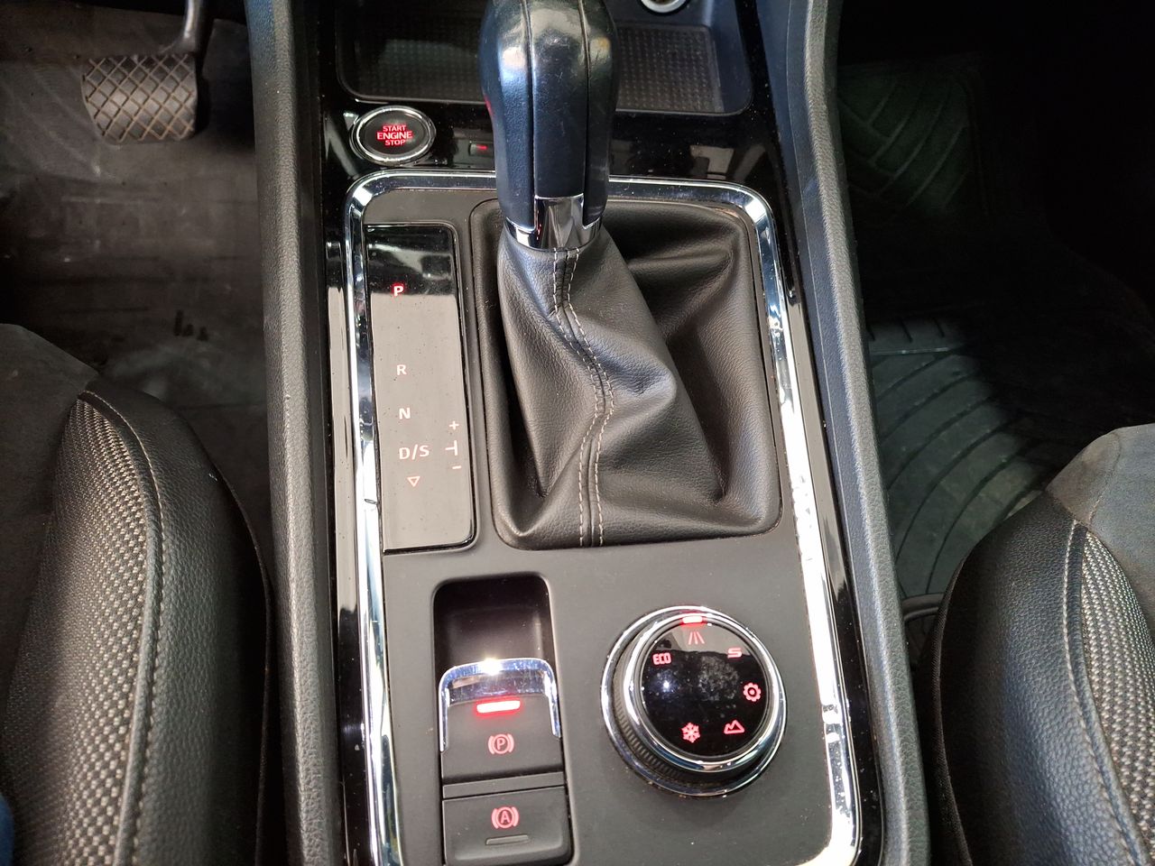 SEAT - 28