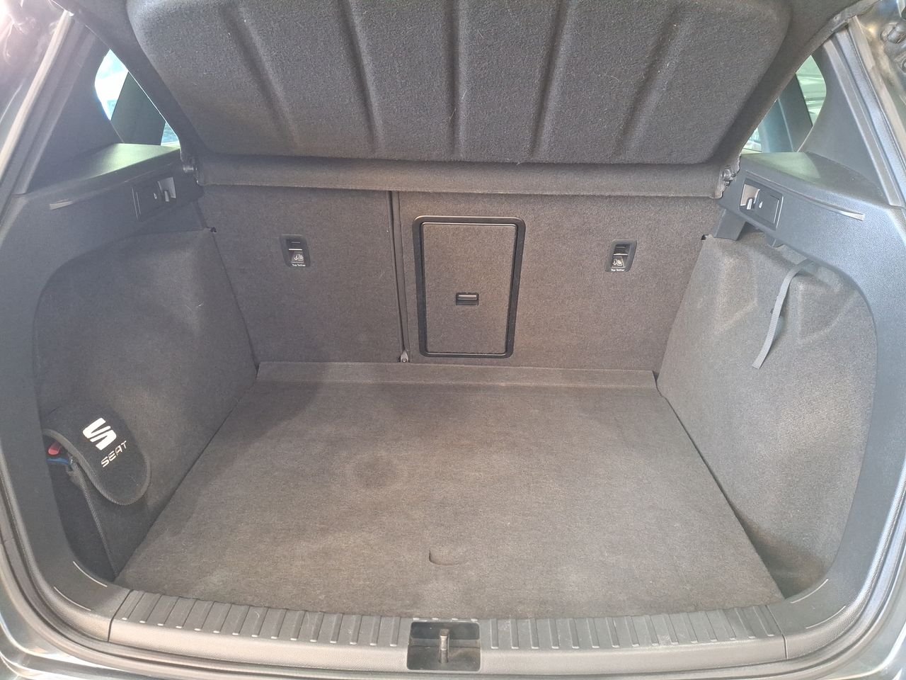 SEAT - 19