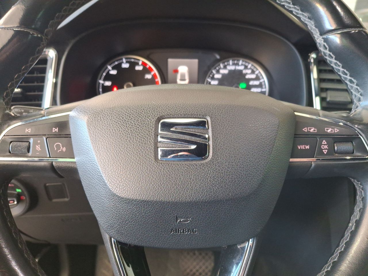 SEAT - 23