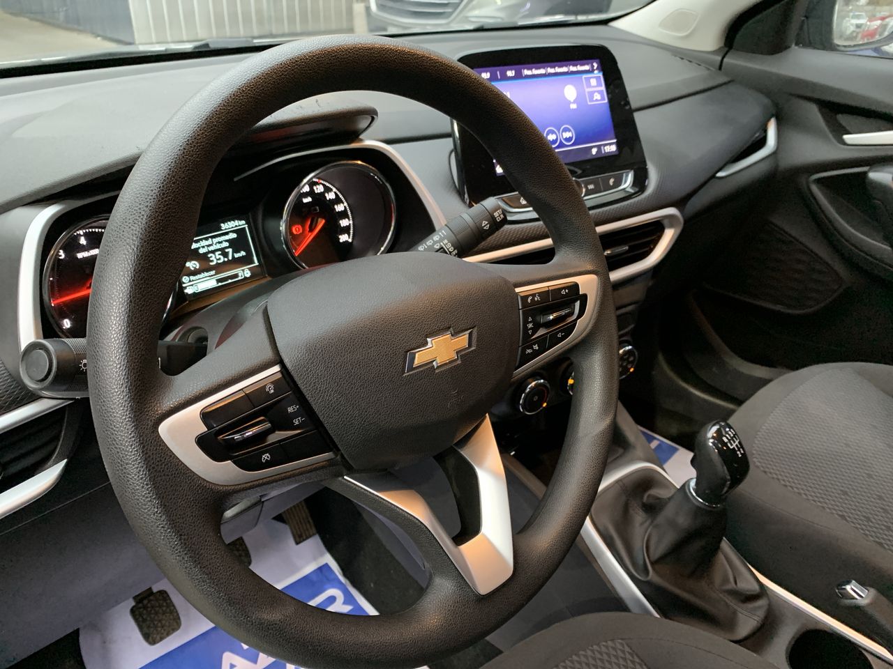 CHEVROLET - 24