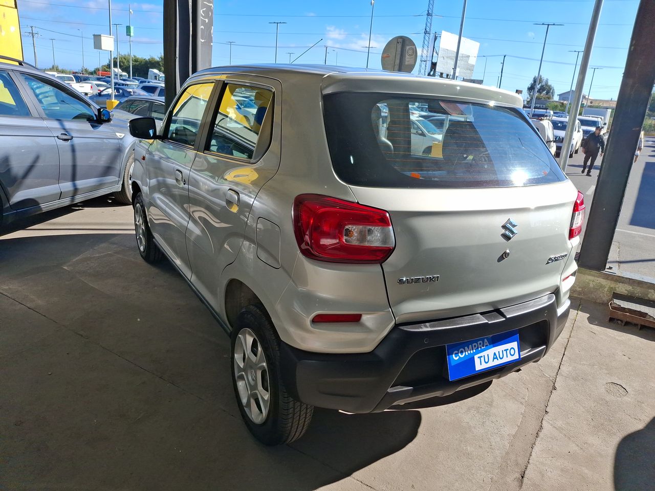 SUZUKI - 5